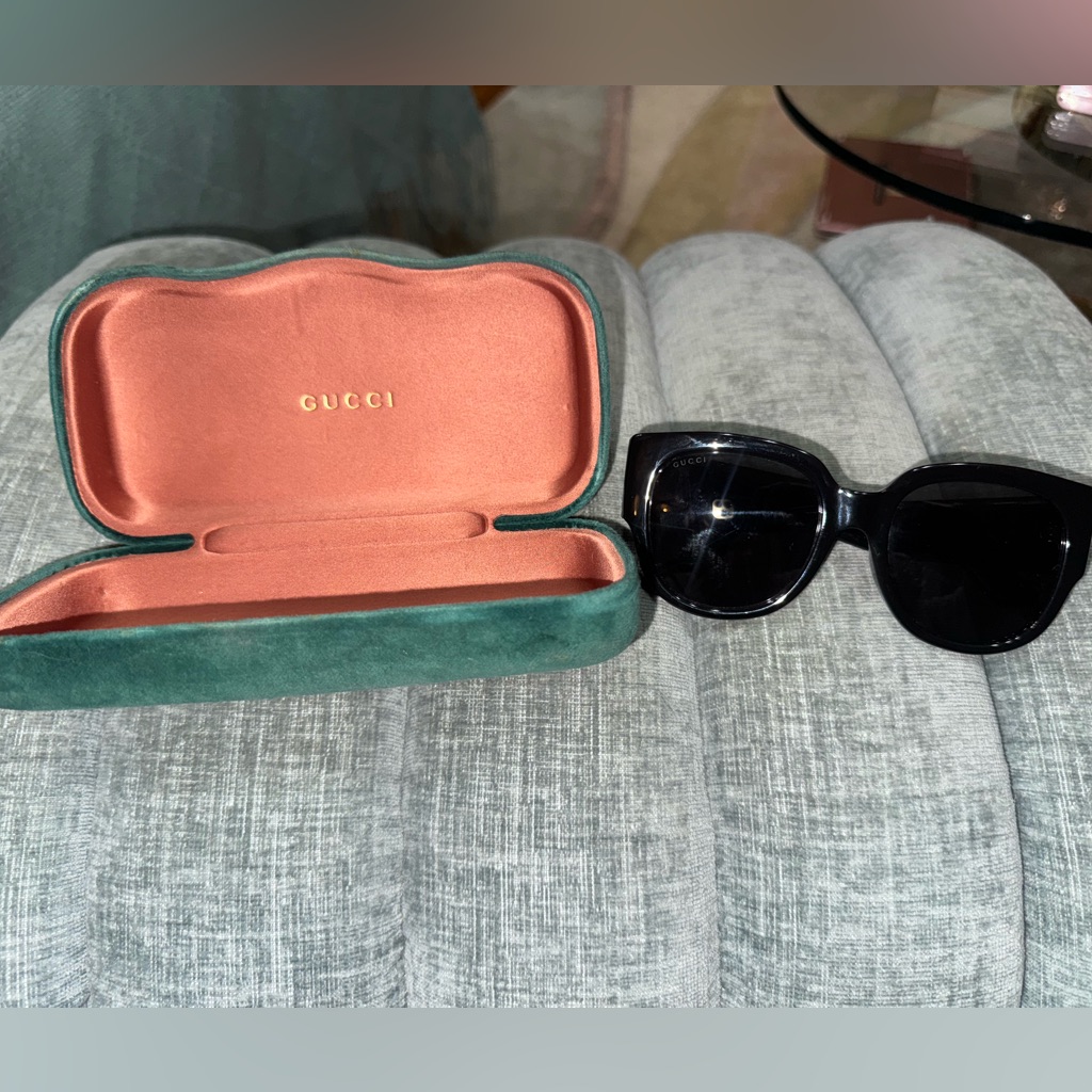 Authentic Gucci Round/ Square Sunglasses Gg0142sa
